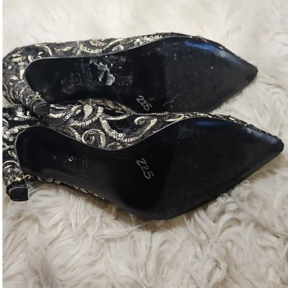 Badgley Mischka Black & Gold Sequin Pumps - Embroidery Lace Heels - Size 9 - Picture 5 of 7